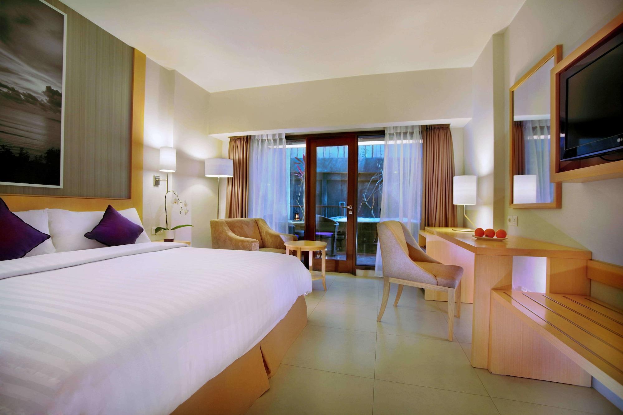 Quest Hotel Kuta By Aston Exteriér fotografie