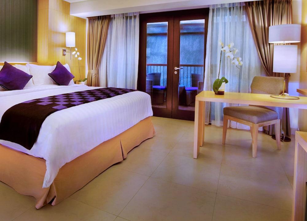 Quest Hotel Kuta By Aston Exteriér fotografie