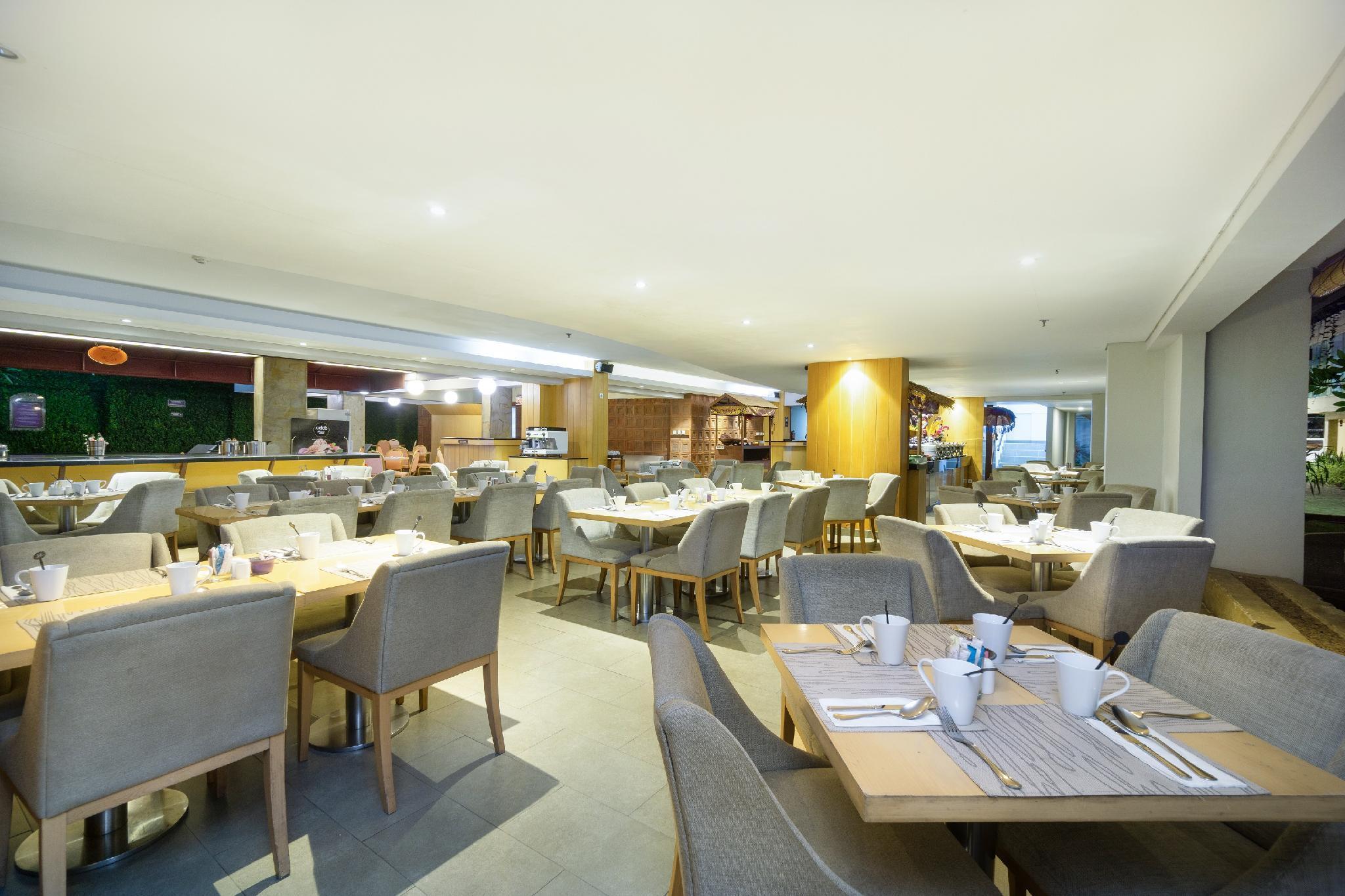 Quest Hotel Kuta By Aston Exteriér fotografie