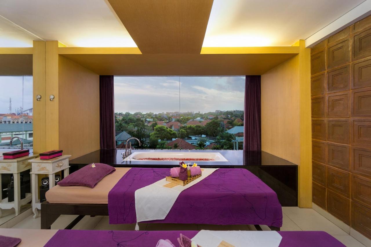 Quest Hotel Kuta By Aston Exteriér fotografie