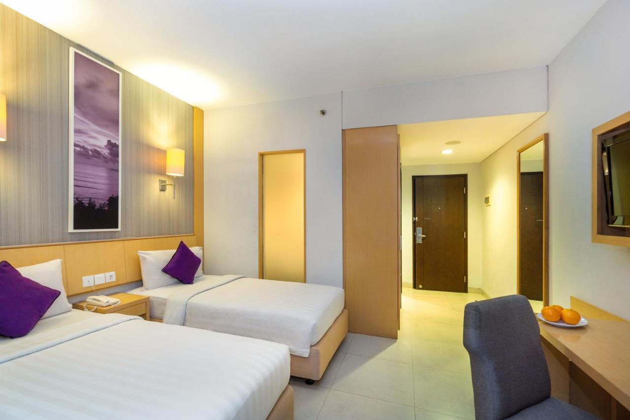 Quest Hotel Kuta By Aston Exteriér fotografie