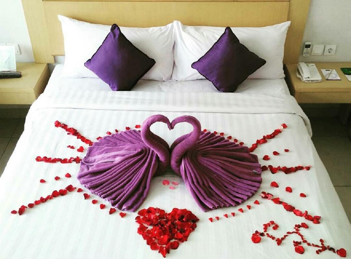 Quest Hotel Kuta By Aston Exteriér fotografie