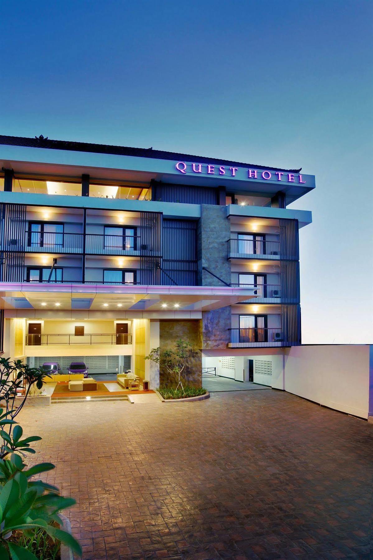Quest Hotel Kuta By Aston Exteriér fotografie