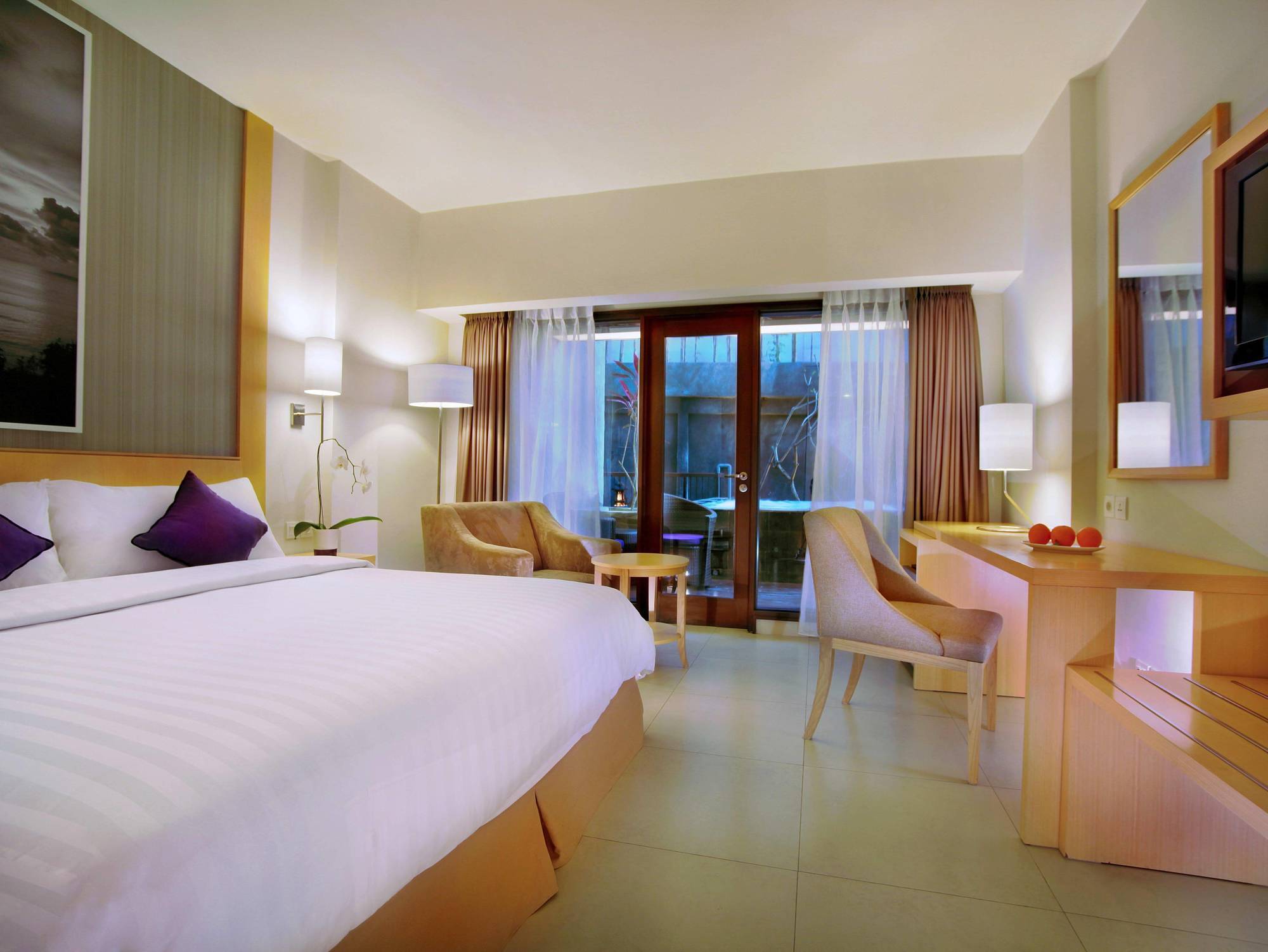 Quest Hotel Kuta By Aston Exteriér fotografie